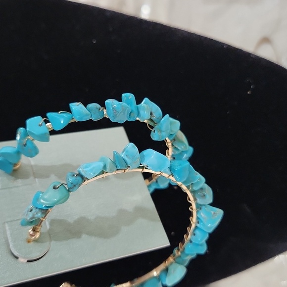 🔹️Atterri 🔹️Natural Turquoise Stone Round Hoop  Earrings - Picture 5 of 7